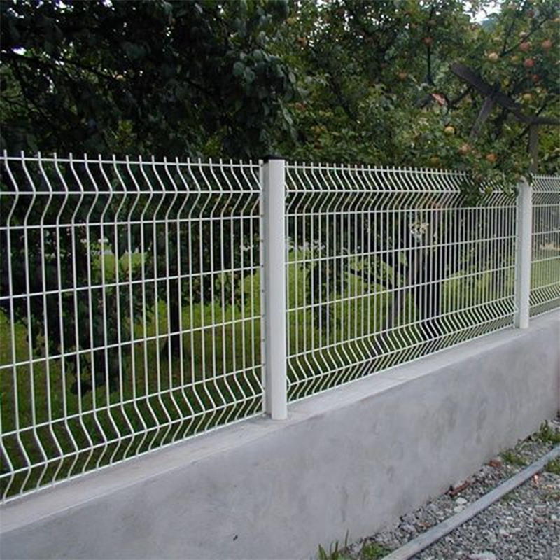 湖北道路隔离护栏网，浸塑防护围栏网