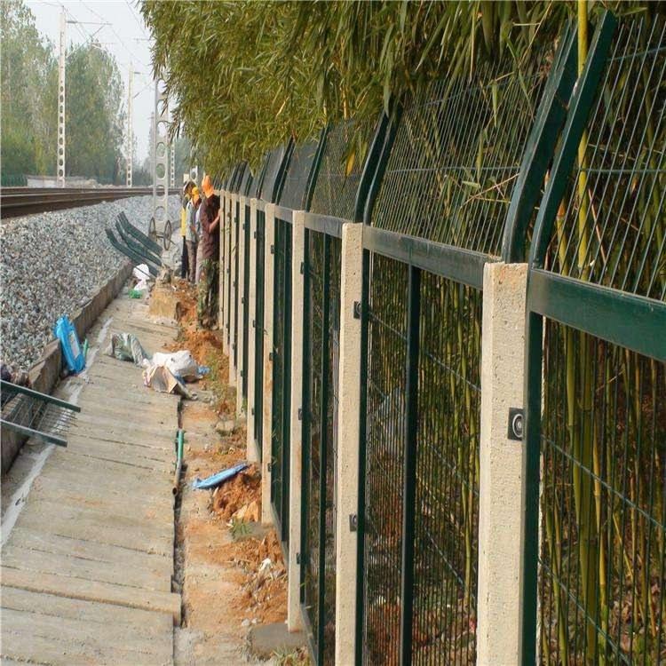 湖北铁路线路防护栅栏