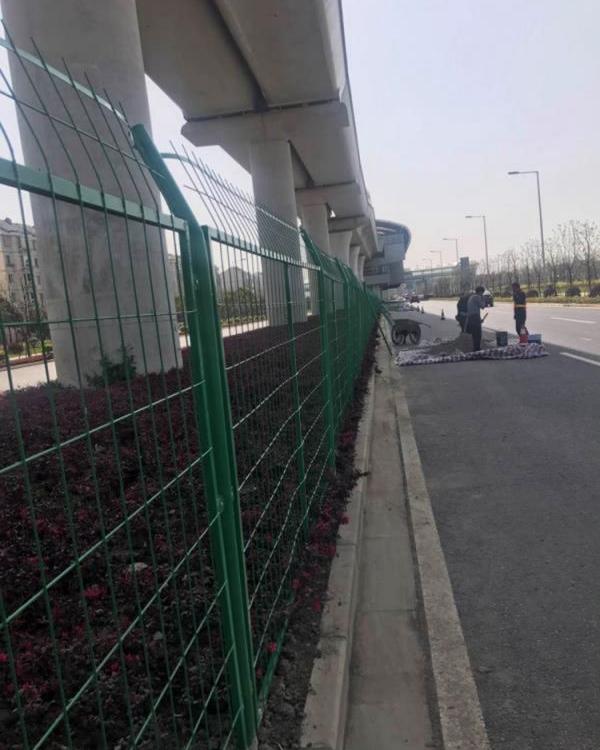湖北公路护栏网又称为防护网
