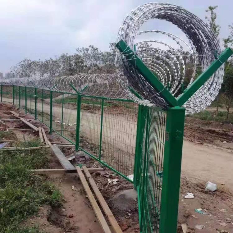 湖北监狱护栏网y型防护网厂家 监狱钢网墙