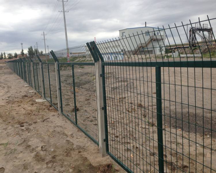 湖北铁路护栏网 铁路护栏网规格