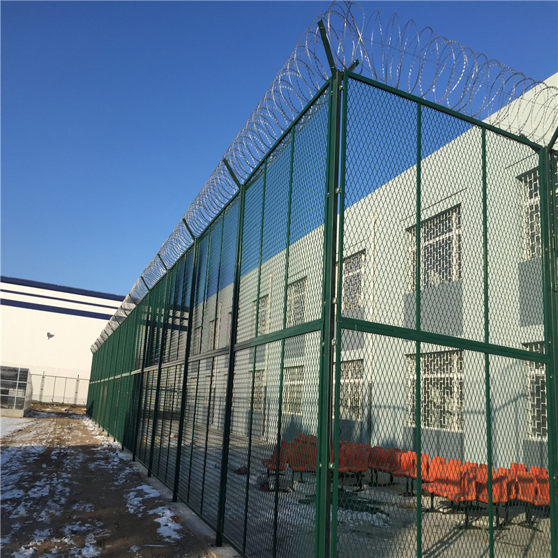 湖北监狱外墙防护网 监狱钢网墙厂家直销
