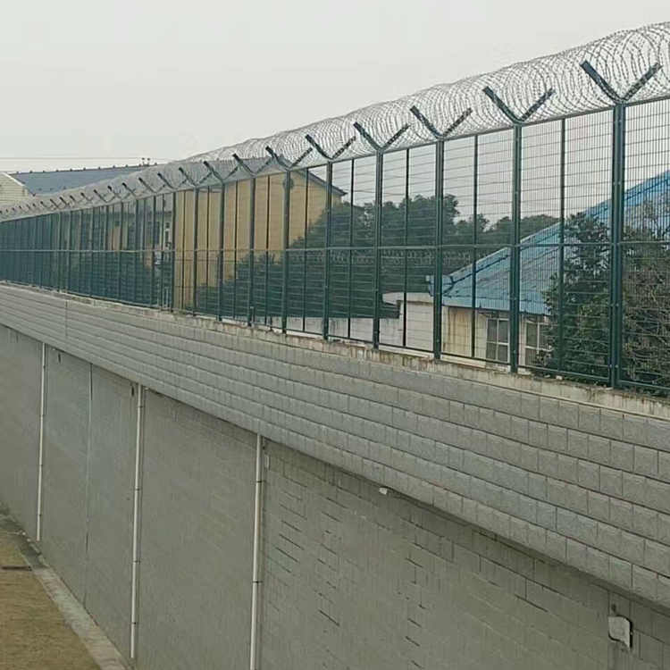 湖北监狱围墙周界铁丝网