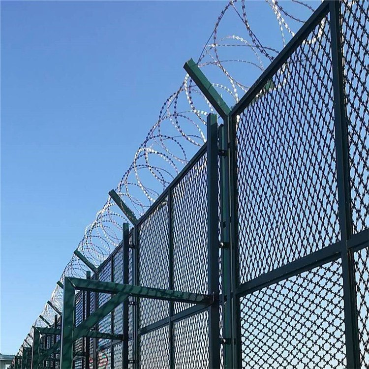 湖北监狱警戒钢网墙