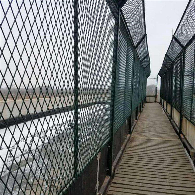上海监狱焊接刀片钢网墙