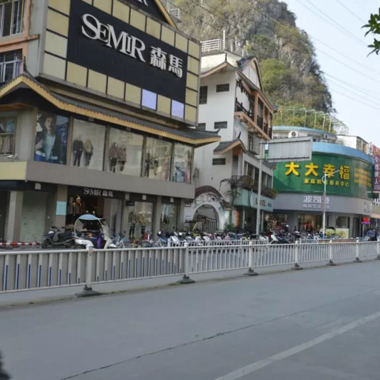 上海城市道路护栏