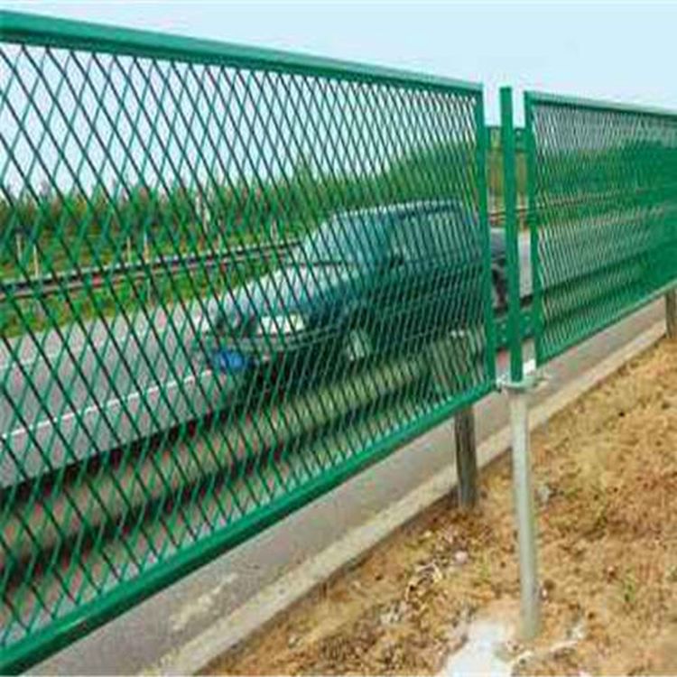 上海高速公路中央隔离带防眩网