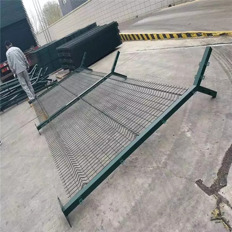 上海机场Y型金属护栏网